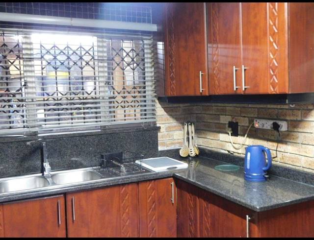 3 BEDROOM HOUSE FOR SALE IN MOORTON